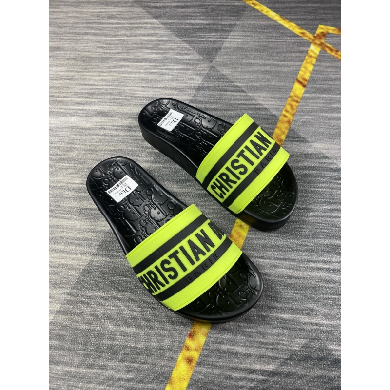 ch**an D*or slippers